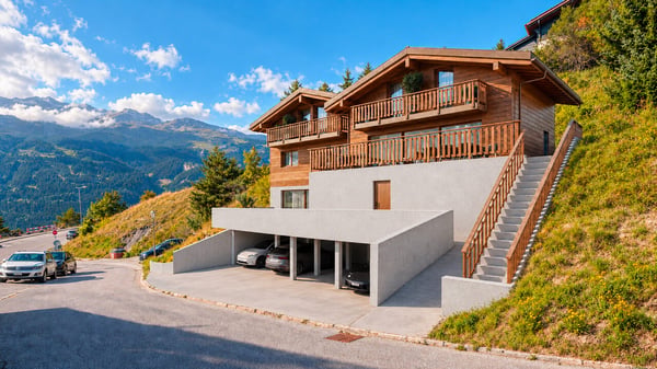 Chalet résidentiel 4.5/5.5 pièces à Crans-Montana 3