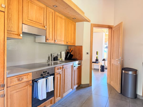 LOC 7 - CHAMP D'AROME 4