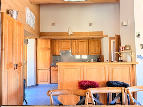 LOC 7 - CHAMP D'AROME 5