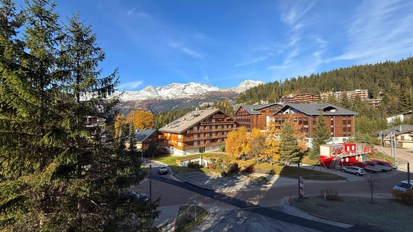 Appartement 1.5 pces avec vue sur le golf Ballesteros à Crans-Montana 10