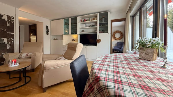 Appartement 2.5 pièces & parking en plein centre de Crans-Montana 11