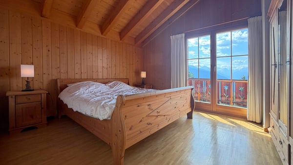 LOC 73 - CHALET CHANTAJOIE 4