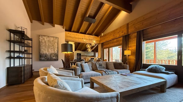 LOC 204 - PALM SPRINGS - ATTIQUE