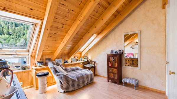 Appartement 3.5 pièces en attique au centre de Montana 9