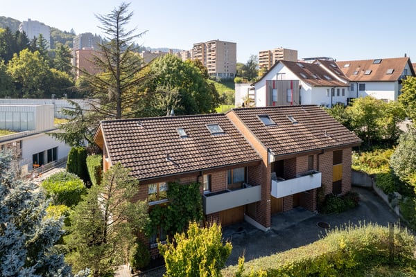 Grosszügige Doppelhaushälfte stilvolles Wohnen nahe Luzern 1