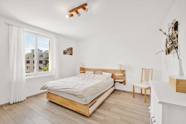 Attraktives Mehrfamilienhaus mit drei Wohnungen in Zürich-Seebach 8