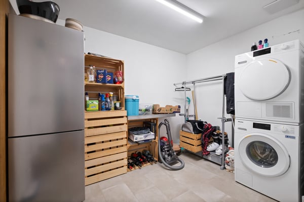 Moderne Gartenwohnung mit privatem Eingang und sonnigem Aussenbereich 9