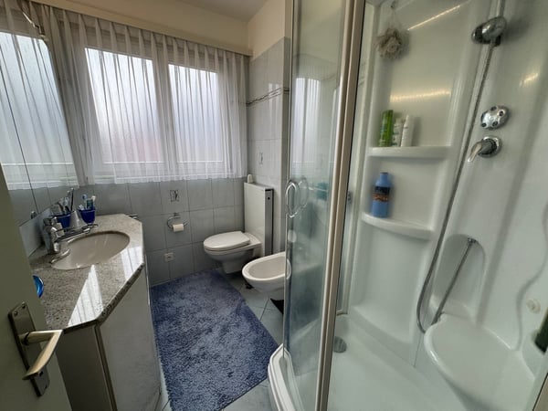 Spazioso appartamento di 1.5 locali a Bodio con posteggi 8