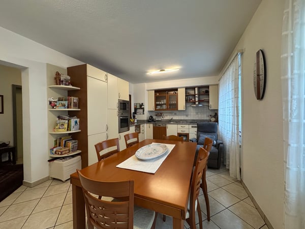 Spazioso appartamento di 1.5 locali a Bodio con posteggi 3