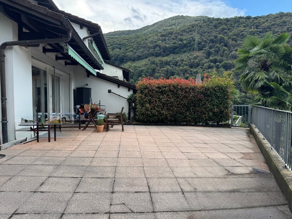 Casa con vista panoramica a Lugano-Figino 7