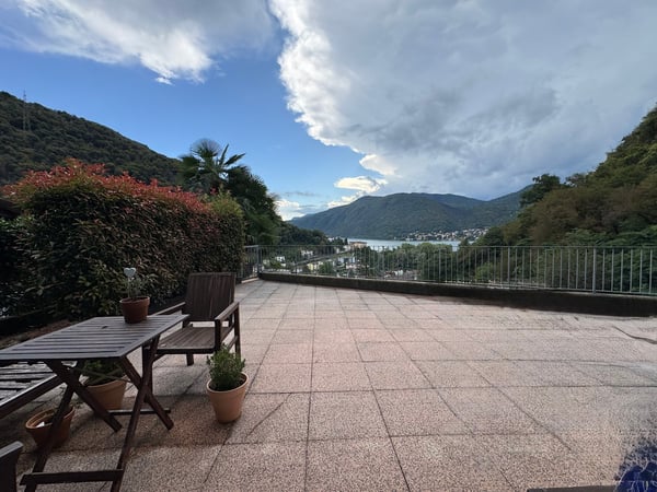 Casa con vista panoramica a Lugano-Figino 5