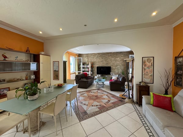 Immobile commerciale artigianale a reddito con abitazione a Bedano 9