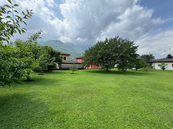 Terreno edificabile in zona privilegiata a Camignolo 3