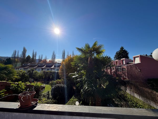Splendida villa bifamiliare con piscina e vista panoramica a Magliaso 3