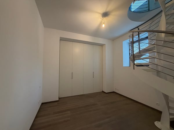 Elegante appartamento 1.5 duplex in villa storica ristrutturata 12