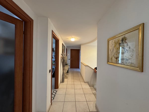 Immobile commerciale artigianale a reddito con abitazione a Bedano 12