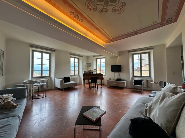 Esclusivo appartamento 5.5 in edificio storico a Lugano Carona 3