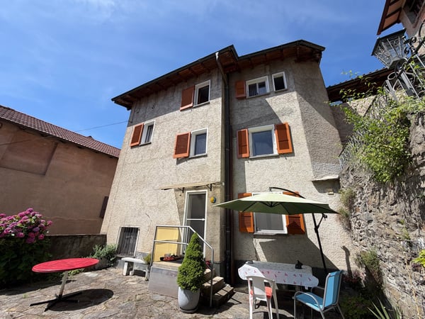 Grande casa da nucleo 4.5 loc. con giardino a Breno Alto Malcantone 3