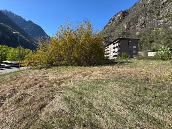 Terreno edificabile per palazzina o case a Bodio 3