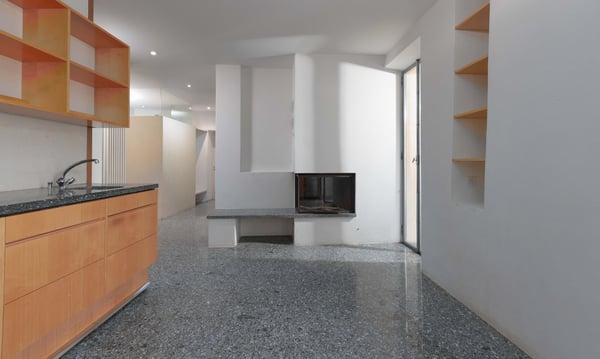 Ampio appartamento di 5.5 locali con balcone a Carona