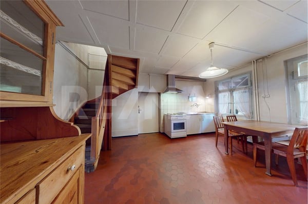 2-Zimmer Wohn- und Oekonomiegebäude mit Ausbaupotenzial 7