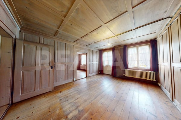 2-Zimmer Wohn- und Oekonomiegebäude mit Ausbaupotenzial 11