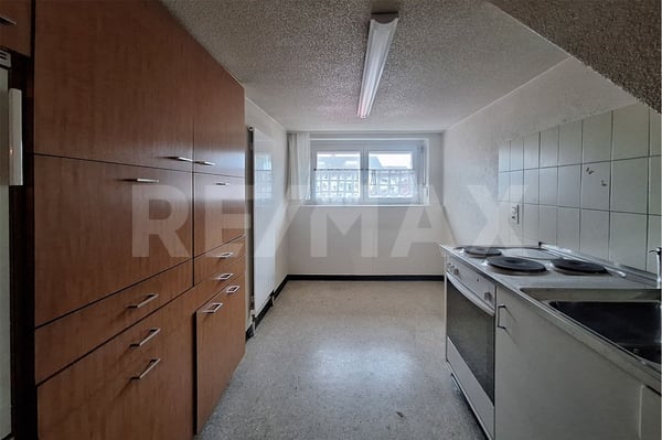 Renovierungsbedürftiges Schmuckstück in Top-Lage: Gestalten Sie Ihr Traumhaus 6