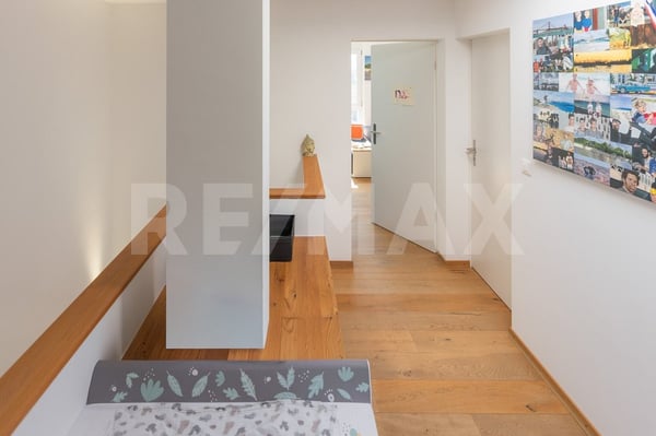 Wohnen im Grünen: 4½Zimmer-Doppelhaushälfte für Familien 8