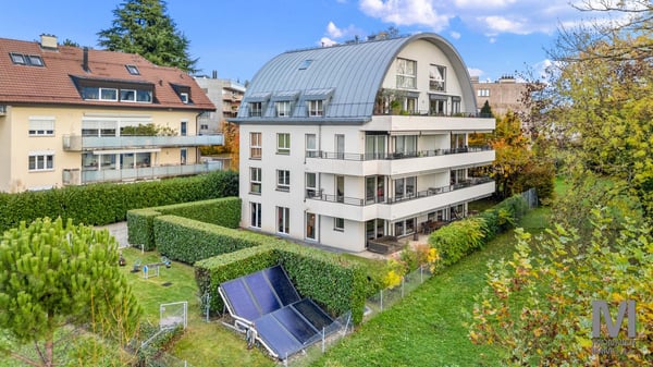 Magnifique duplex de 2.5 pièces avec terrasse et jardin privatif à Pully 1