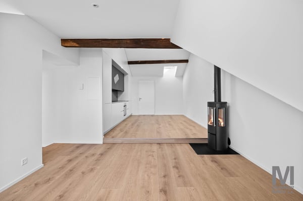 Appartement de 3.5 pièces en attique entièrement rénové 7