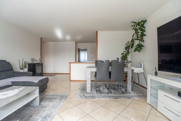 Helle 4.5-Zimmer-Wohnung mit Balkon und schöner Aussicht in Thun 6