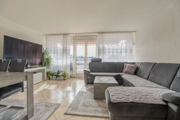 Helle 4.5-Zimmer-Wohnung mit Balkon und schöner Aussicht in Thun 5
