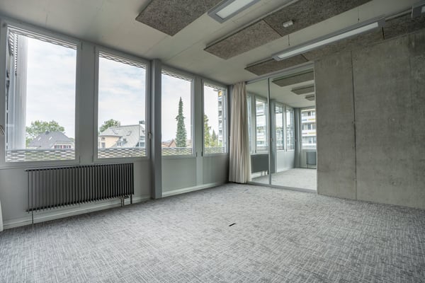 Arztpraxis - zentrale Lage - modernes Gebäude 14