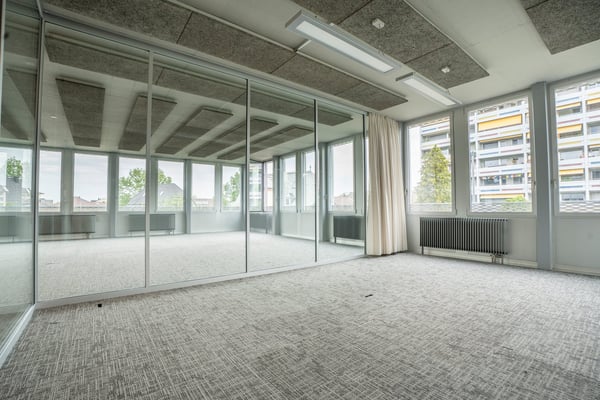Bürofläche - neuwertig - zentral - genügend Parkplätze 10