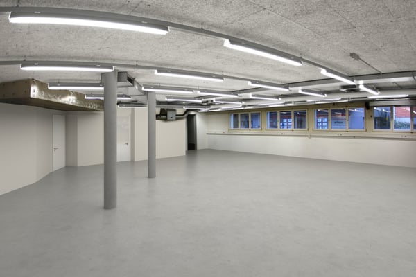 Werkstatt - Atelier - Lager - direkt beim Bahnhof Lyss 1
