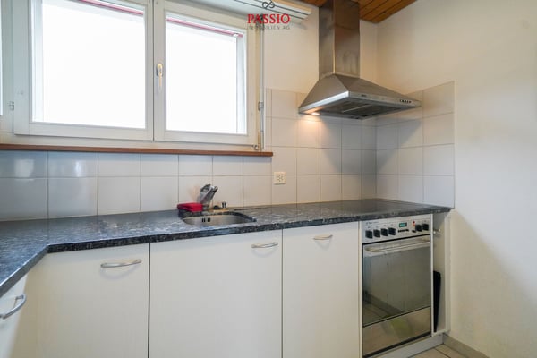 Charmantes Mehrfamilienhaus im Herzen von Meinisberg 8