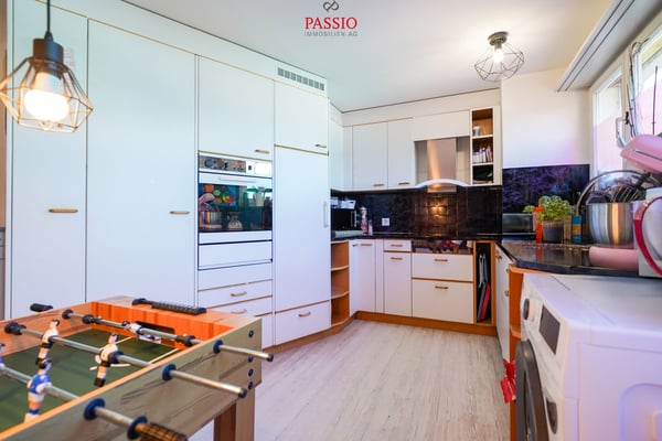 Charmantes Mehrfamilienhaus im Herzen von Meinisberg 11