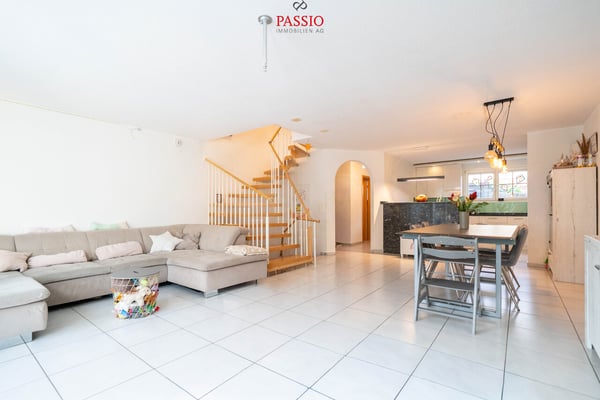 Familienfreundliches und gepflegtes 1.5-Zimmer Reiheneinfamilienhaus 6