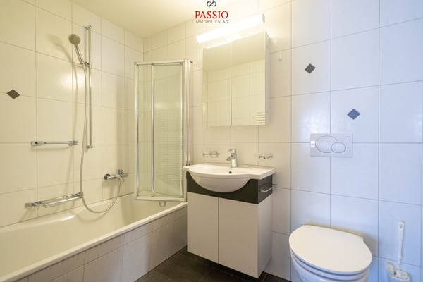 Grosszügige 1.5-Zimmer Wohnung mit Alpenpanorama und grossem Balkon 9