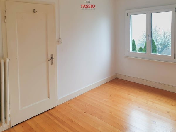 Grosses Grundstück von 1'380m² mit bestehendem Einfamilienhaus 9