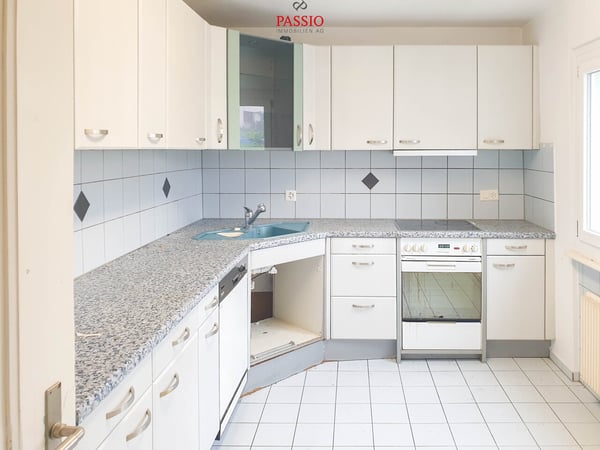 Grosses Grundstück von 1'380m² mit bestehendem Einfamilienhaus 4