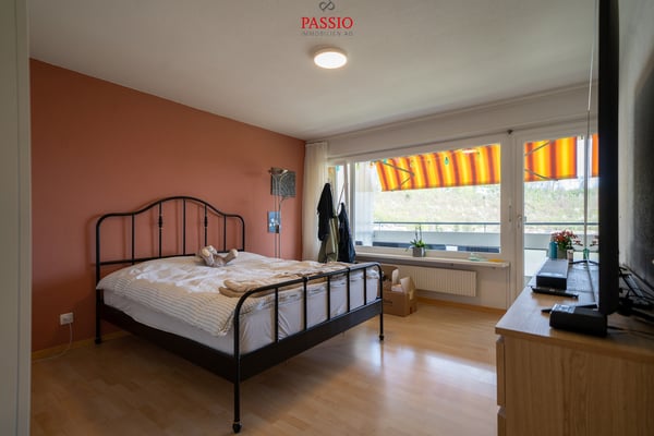 Grosszügige 1.5-Zimmer-Wohnung mit Weitblick und zwei Balkonen 13