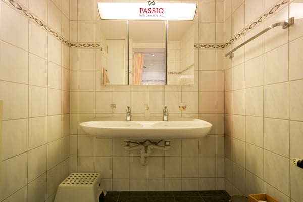 Grosszügige 1.5-Zimmer-Wohnung mit Weitblick und zwei Balkonen 12