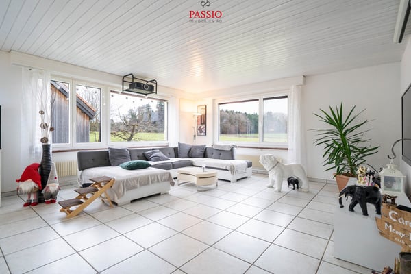 2-Zimmer 2-Familienhaus mit Pool & unverbaubarer Lage nahe Bern 7