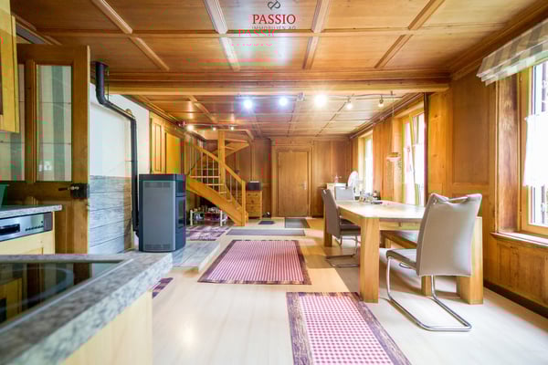 Rentables Mehrfamilienhaus mit 4 Pferdeboxen und Entwicklungspotenzial 7