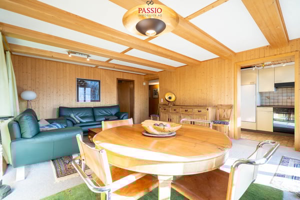 Grosszügige 1.5-Zimmer Ferienwohnung mit 2 Balkonen und Panoramasicht 5