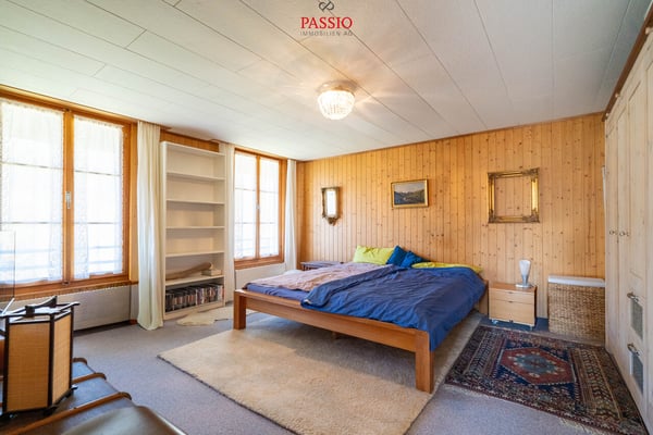 Grosszügige 1.5-Zimmer Ferienwohnung mit 2 Balkonen und Panoramasicht 12