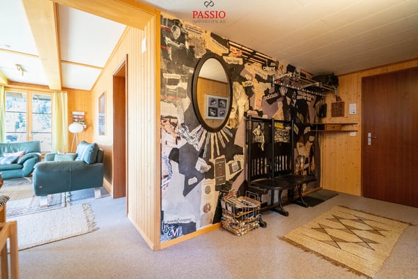 Grosszügige 1.5-Zimmer Ferienwohnung mit 2 Balkonen und Panoramasicht 11