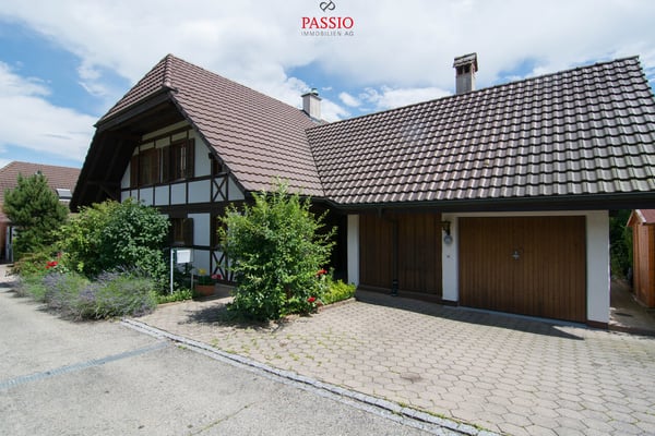 Grosses 2.5-Zimmer Haus mit Alpensicht und Gartenidylle 6