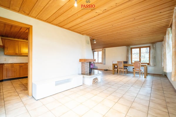 Grosses 2.5-Zimmer Haus mit Alpensicht und Gartenidylle 12